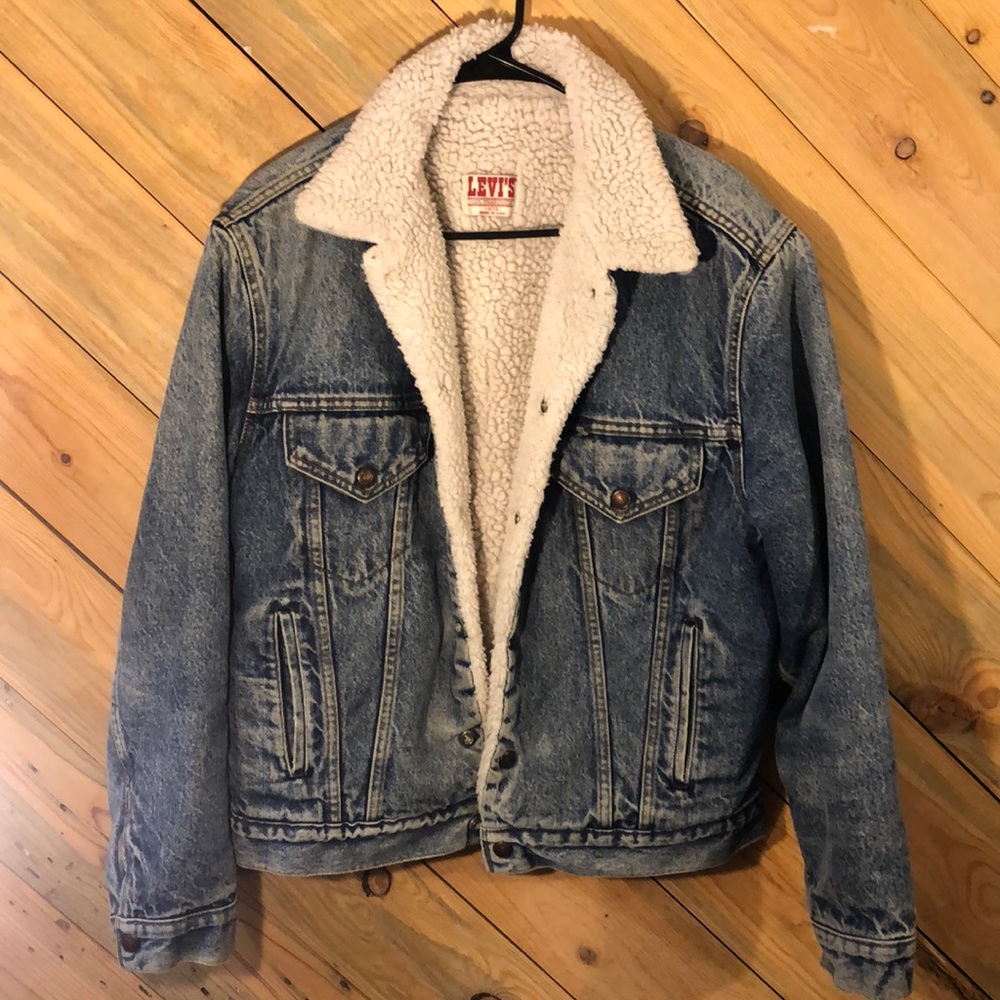 Vintage Levi’s Sherpa lined denim jacket